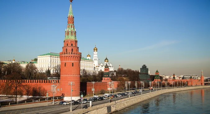 Для приехавших в Москву африканских журналистов провели экскурсию по Кремлю
