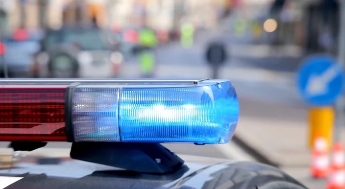 Прохожие и полиция сорвали похищение: в Каспийске спасли подростка от нападавших