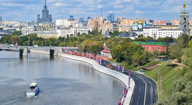 Москва отмечает 879-й день рождения. Как изменился облик города за последний год?