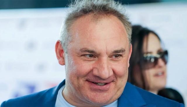 Николая Фоменко оштрафовали за просроченную оплату парковки