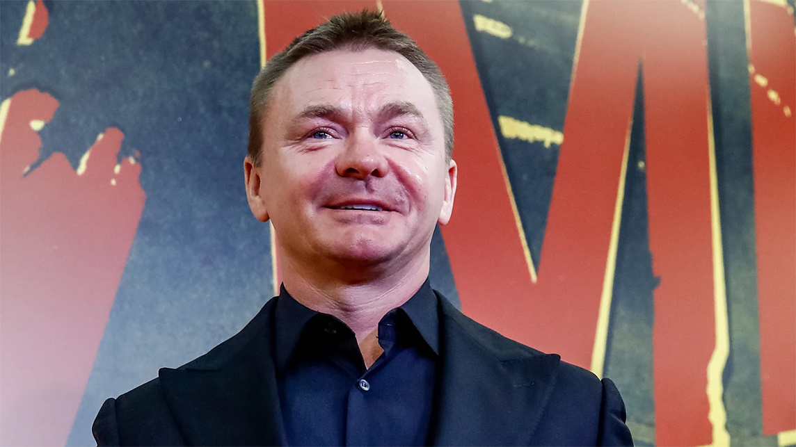 Жена Владимира Сычева обвинила актера в измене