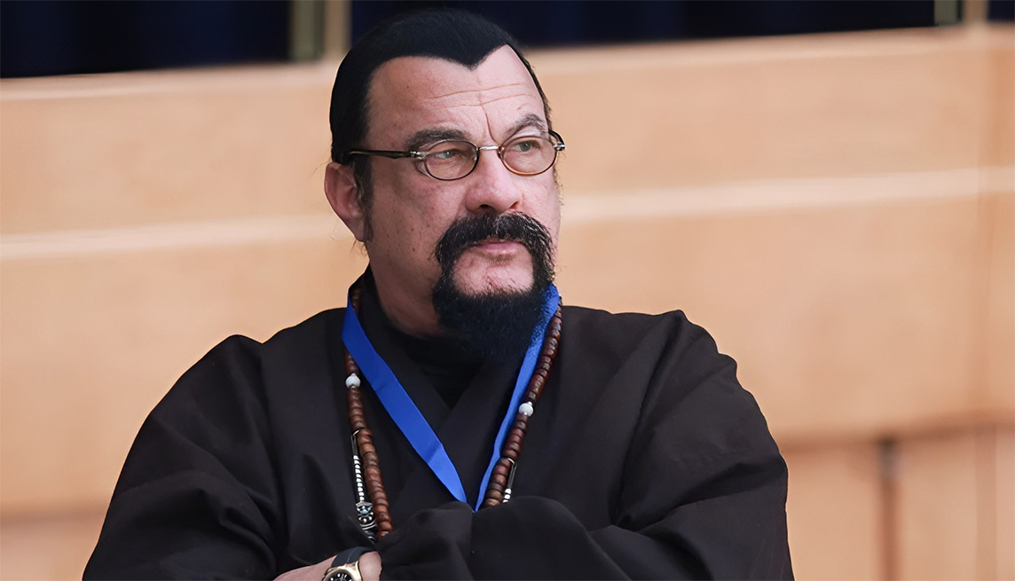 Стивен Сигал заявил, что горд быть русским