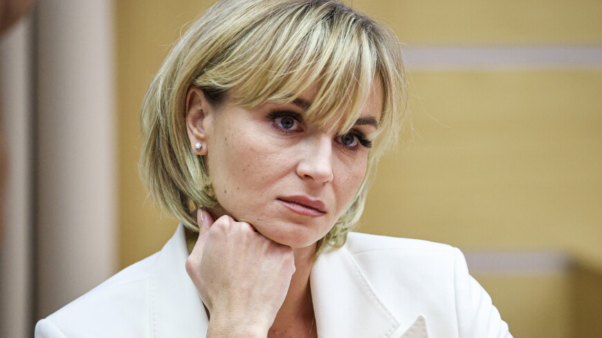 Полина Гагарина передумала уходить со сцены